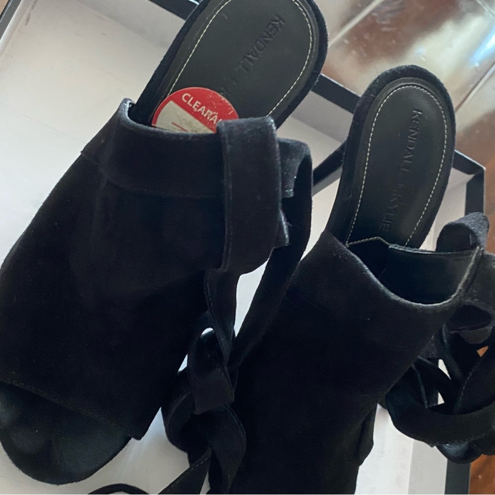 Kendall + Kylie "Evelyn" Black Suede Ankle-Tie Sandals US 5.5 - Picture 10 of 14